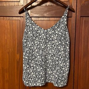 🧺$4 Bundle Deal - Banana Republic Factory Strappy Floral Camisole